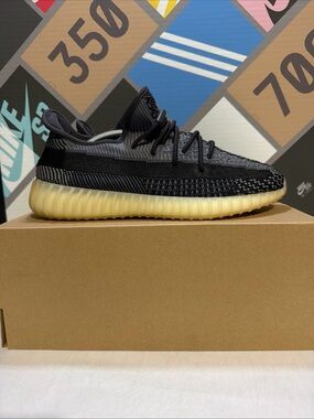 Adidas Yeezy Boost 350 v2 ‘Carbon’ Asriel mens size 11
